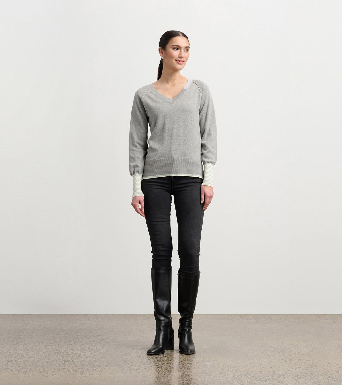 Cary V-Neck Sweater - Charcoal Melange - Hatley Women