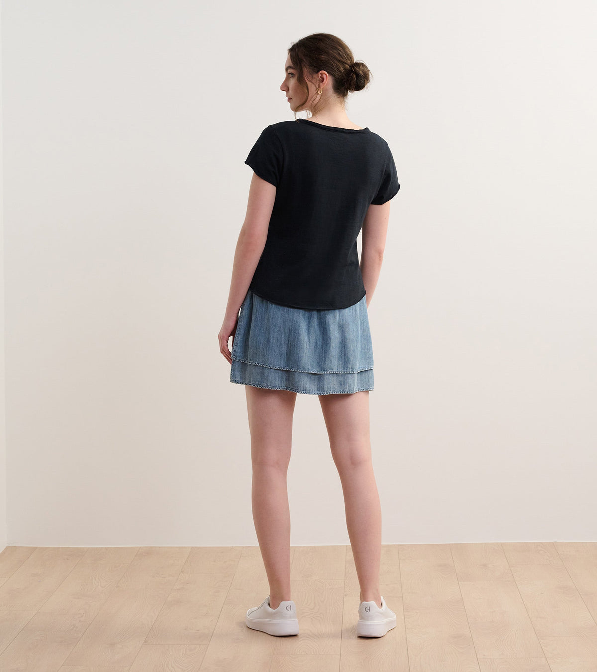 Sadie V-Neck Tee - Black - Hatley Women