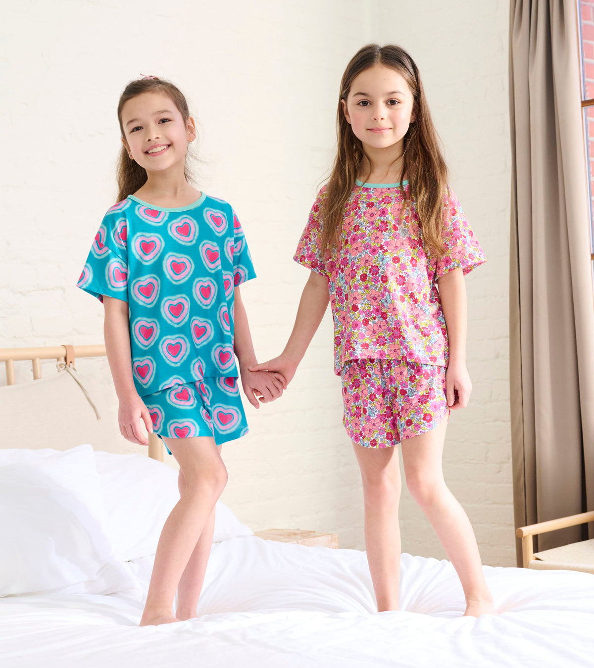 Girls Glowing Hearts Tee and Shorts Pajama Set - Hatley Girls
